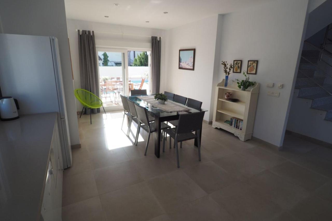 Nerja Paradise Rentals - Villa Catalina מראה חיצוני תמונה
